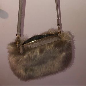IMOGEN fur bag (mini) ADJUSTABLE STRAP NEVER USED!